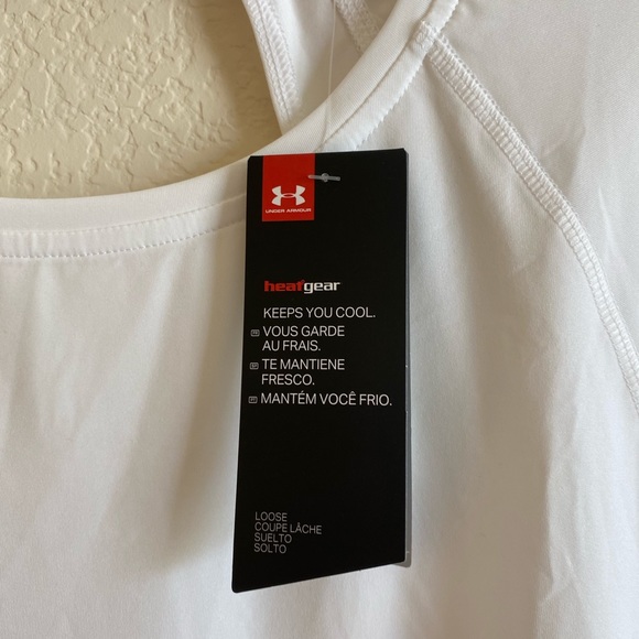 Women’s Under Armour athletic top - Picture 2 of 4